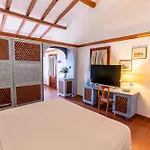 Palumbalza Hotel 4*
