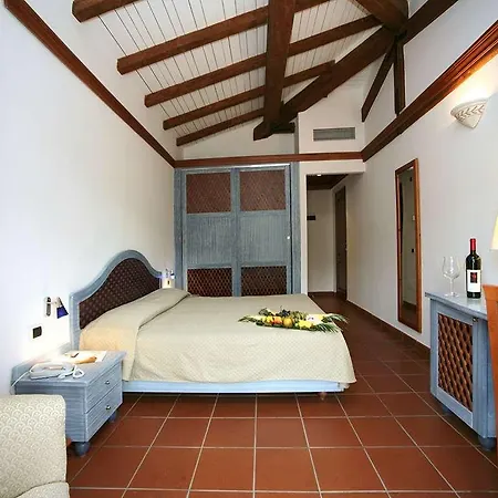 Palumbalza Hotel