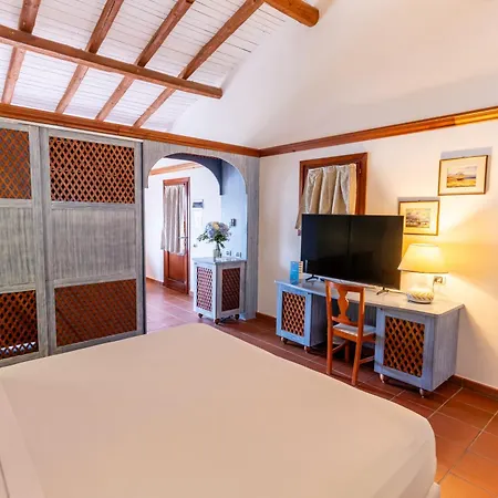Palumbalza Hotel 4*