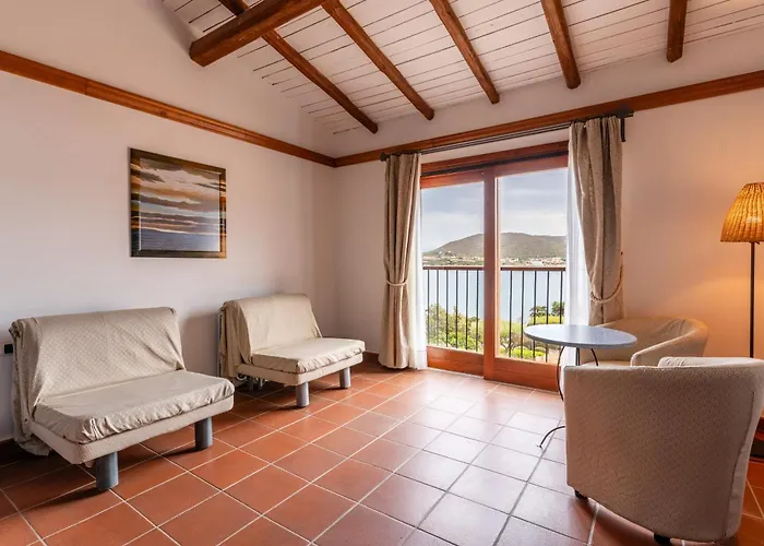 Palumbalza Hotel